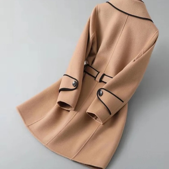 Aurora Wool Coat - Picture 2 of 2